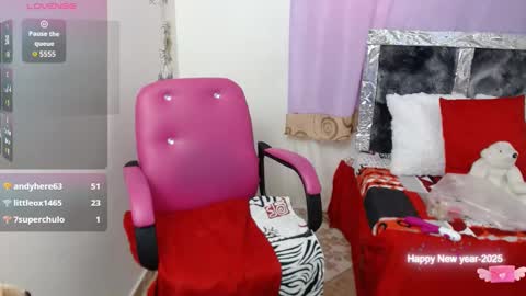 Snapshot of kristaljonnes_ chatting on February 2025 05:10:02 PM Cristina online show from February 2025 05:10:02 PM