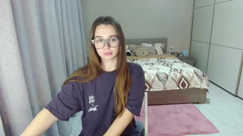 twitter    Annemarye 23 online show from November 2025 06:01:01 AM