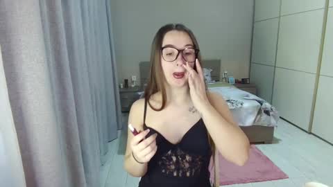 twitter    Annemarye 23 online show from February 2026 07:35:01 AM