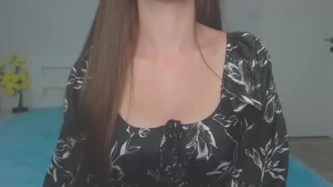 KristenStamen online show from October 2025 02:56:01 PM