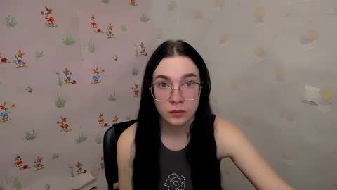 Snapshot of kristenx_x chatting on October 2025 09:46:02 AM Kristen online show from October 2025 09:46:02 AM