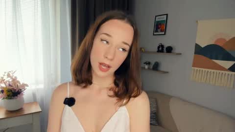 Snapshot of kristi_xo chatting on May 2026 08:32:02 AM Kristi XO online show from May 2026 08:32:02 AM