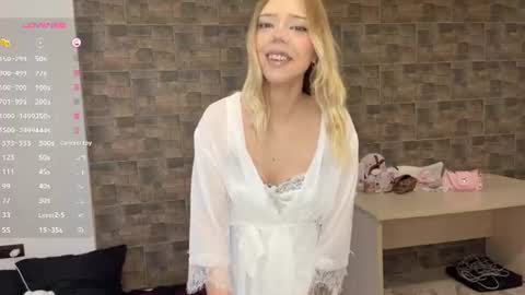 Alisa online show from June 2026 05:17:02 PM