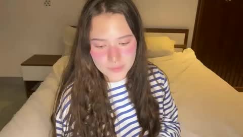Snapshot of kristiekitty chatting on May 2026 07:30:02 PM kristiekitty online show from May 2026 07:30:02 PM