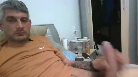 kristijan971161 online show from May 2026 06:14:02 PM
