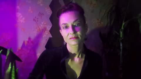 Snapshot of kristinagold44 chatting on January 2025 01:13:01 PM Kristina online show from January 2025 01:13:01 PM