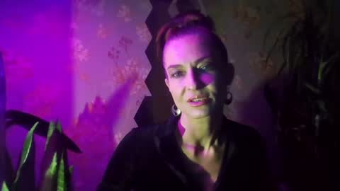 Snapshot of kristinagold44 chatting on January 2025 01:17:01 PM Kristina online show from January 2025 01:17:01 PM