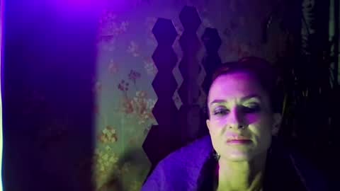 Snapshot of kristinagold44 chatting on February 2025 09:09:01 PM Kristina online show from February 2025 09:09:01 PM