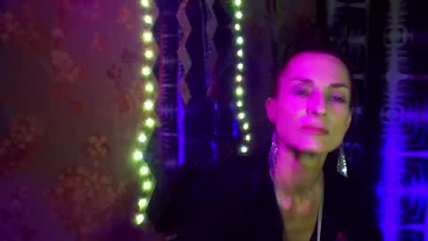 Snapshot of kristinagold44 chatting on March 2025 07:17:02 PM Kristina online show from March 2025 07:17:02 PM