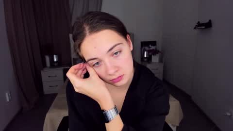 Kristina online show from December 2024 07:52:02 PM