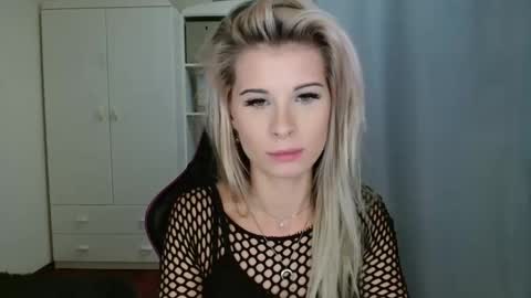 Snapshot of kristineamore chatting on October 2025 07:48:02 PM KristineAmore online show from October 2025 07:48:02 PM