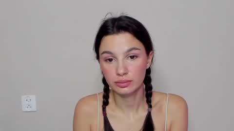 Kristi online show from March 2025 05:13:01 AM