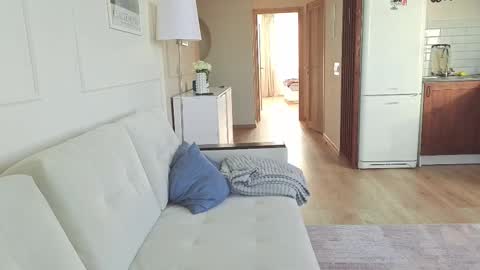 Kristi online show from November 2025 08:46:01 AM