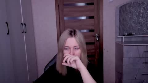 Kristy online show from February 2026 09:05:01 AM