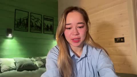 Snapshot of kristyspiritedaway chatting on February 2025 10:47:02 PM Kristy Nip slip shady Best model on CB online show from February 2025 10:47:02 PM