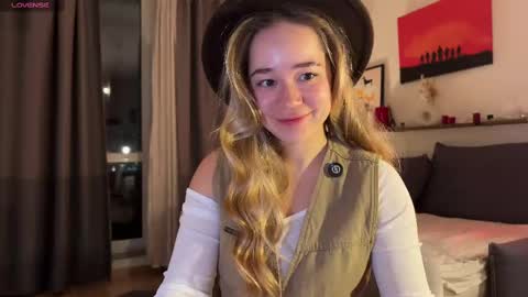 Snapshot of kristyspiritedaway chatting on March 2025 05:39:01 PM Kristy Nip slip shady Best model on CB online show from March 2025 05:39:01 PM