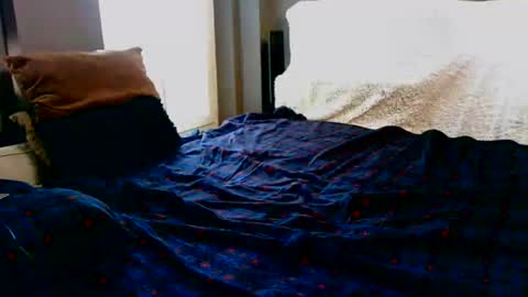 Snapshot of krisu1976 chatting on October 2025 02:45:02 PM krisu1976 online show from October 2025 02:45:02 PM