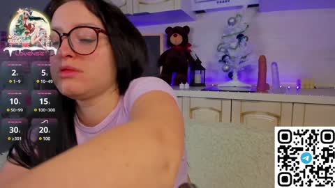 Snapshot of kruela_eva chatting on December 2024 11:49:01 PM Kruela GTM3Tue Wed Thu Fri Sun 0400 am-1030pm online show from December 2024 11:49:01 PM