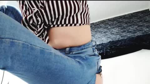 Snapshot of krystal_desire chatting on February 2025 07:14:02 PM krystal desire online show from February 2025 07:14:02 PM