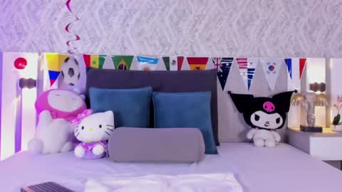 Krystal online show from June 2026 11:06:01 PM