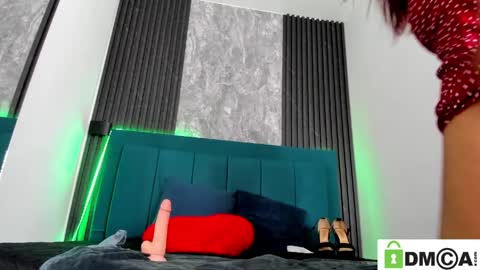 krystal online show from April 2026 05:50:02 PM