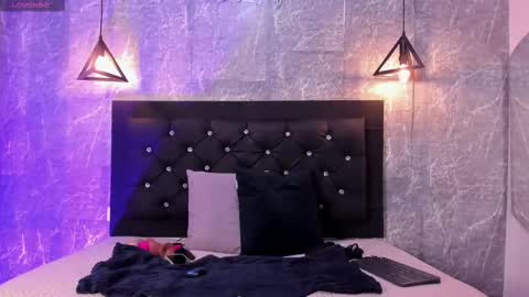 Snapshot of krystal_taylor23 chatting on October 2025 01:08:02 PM Kystal Taylor online show from October 2025 01:08:02 PM