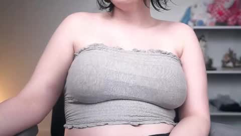 Krystal Syx online show from February 2026 02:29:01 AM