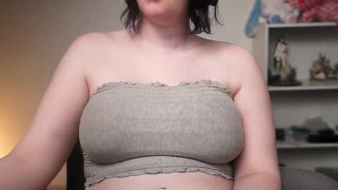 Krystal Syx online show from March 2026 02:39:02 AM