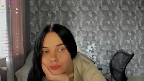 Snapshot of kseni_a chatting on October 2025 10:27:02 AM Ksenia online show from October 2025 10:27:02 AM