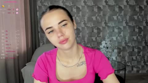 Snapshot of kseni_a chatting on November 2025 10:59:01 AM Ksenia online show from November 2025 10:59:01 AM