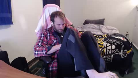 Snapshot of kuggy570 chatting on November 2025 11:36:02 PM Kuggy online show from November 2025 11:36:02 PM