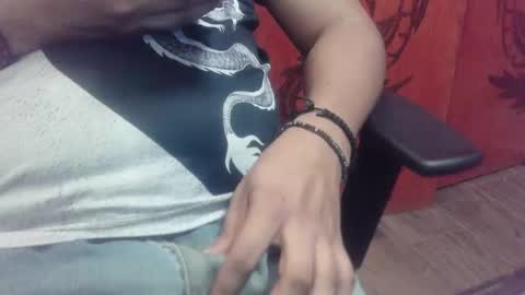 kunahub17 online show from November 2025 02:21:01 AM