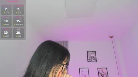 kur_purp online show from October 2025 09:28:02 PM