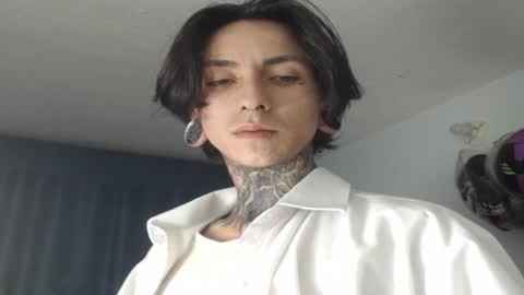 kuregari_xs online show from November 2025 08:39:02 AM