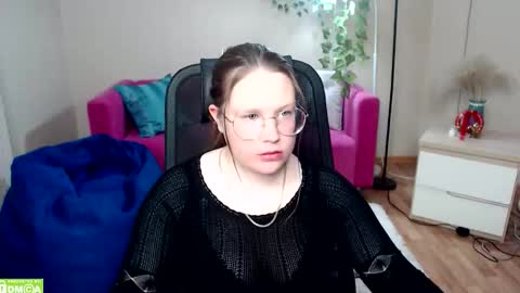 kuri_u online show from February 2026 10:42:02 AM