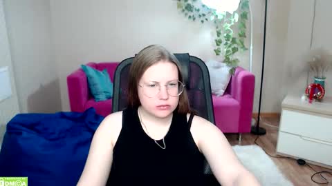 kuri_u online show from February 2026 08:41:01 AM