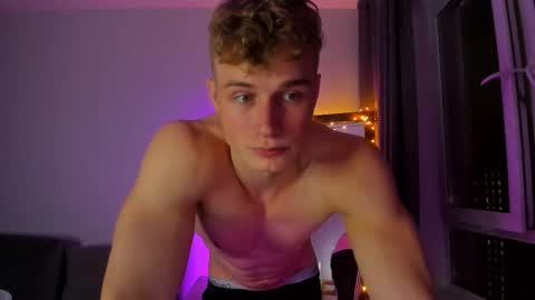 kurt_hanssen online show from October 2025 10:21:02 PM