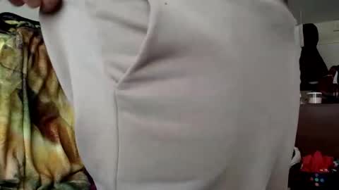 kuzcospoizon online show from February 2026 05:28:02 PM