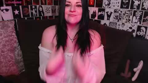 Kvopa online show from October 2025 12:10:02 AM