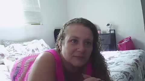 Snapshot of kweenbunnyb chatting on October 2025 08:26:01 PM Kween Bunny B online show from October 2025 08:26:01 PM