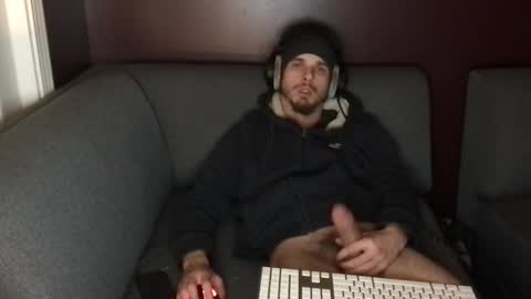 Snapshot of kxng222 chatting on December 2025 05:35:01 AM kxng222 online show from December 2025 05:35:01 AM