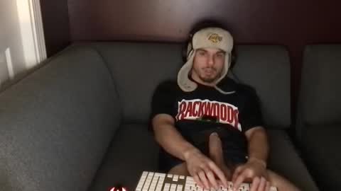 Snapshot of kxng222 chatting on December 2025 07:36:02 AM kxng222 online show from December 2025 07:36:02 AM