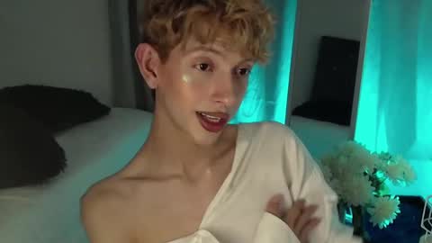 Kyle Cooper online show from December 2024 05:28:02 AM