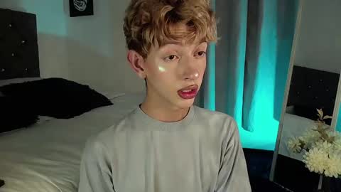 Kyle Cooper online show from December 2024 08:16:01 AM