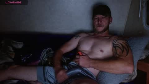 Kyle chat online show from October 2025 06:44:01 AM