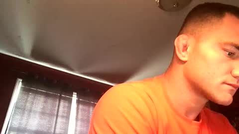 Snapshot of kylegotittt chatting on December 2024 03:08:01 PM Hotbody545 online show from December 2024 03:08:01 PM