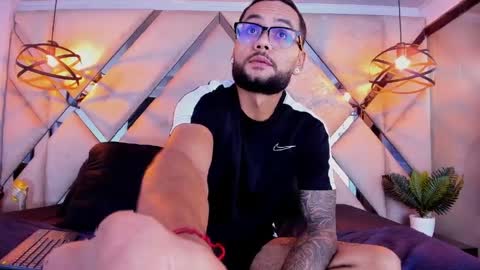 ---kylee--- online show from April 2026 09:34:03 PM