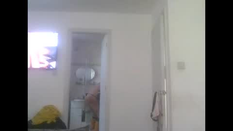 kylestrips4youq online show from April 2026 11:53:02 AM