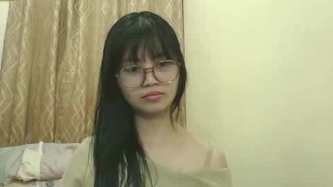 Snapshot of kylie1177 chatting on November 2025 12:24:01 AM its me KYLIE online show from November 2025 12:24:01 AM