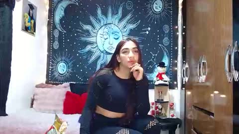 kylie online show from January 2026 12:02:01 AM